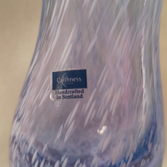 Gorgeous Small Glass Art Vase by Caithness Scotland, Purple Blue Mottled Pattern - Picture 4 of 5